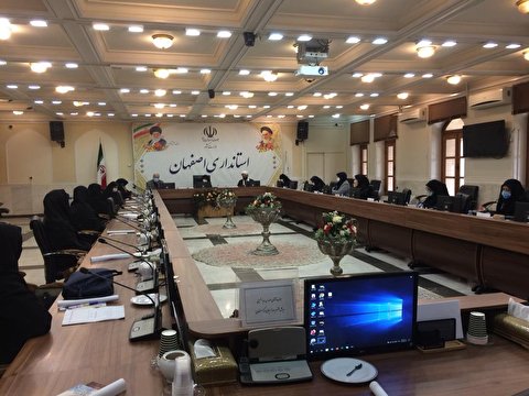 جلسه آقای عسکری با مشاورین امور بانوان استانداری اصفهان برگزار گردید.