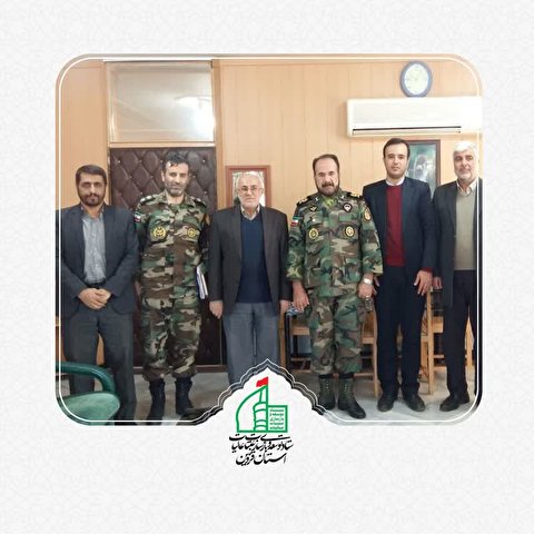 دیدار رئیس ستاد توسعه وبازسازی عتبات عالیات با فرمانده قرارگاه عملیاتی لشگر ۱۶ زرهی قزوین